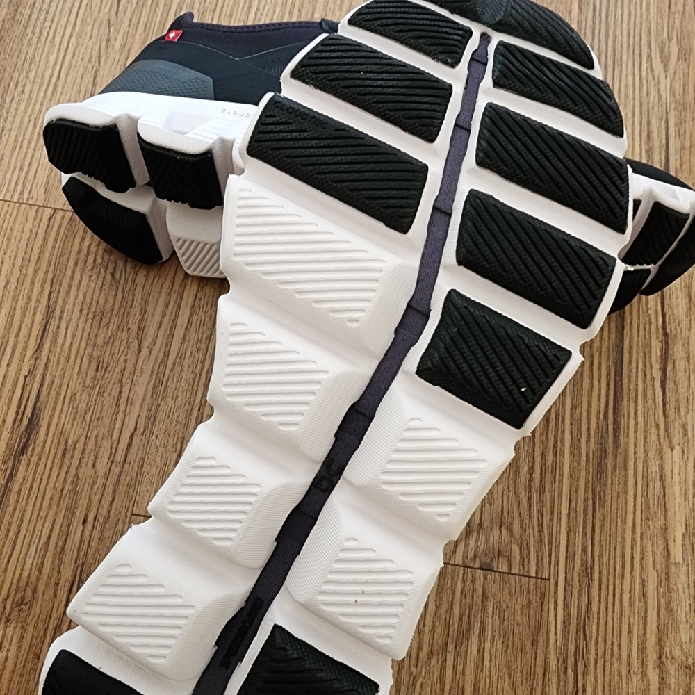 Size 10 New Women's ON Cloud X 3 AD Black/White - Picture 5 of 12